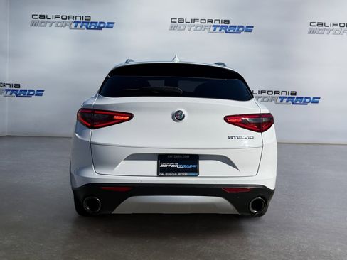 Used 2019 Alfa Romeo Stelvio image 6