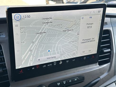 Used 2022 Ford Transit 350 XLT image 30