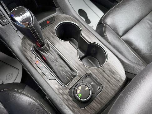 Used 2017 GMC Acadia SLT image 20