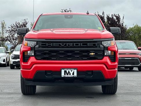 New 2025 Chevrolet Silverado 1500 Custom image 9