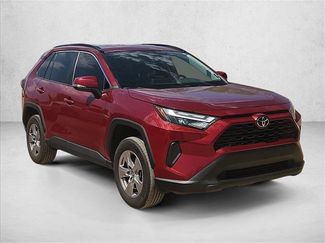 Used 2025 Toyota RAV4 XLE FWD video 3