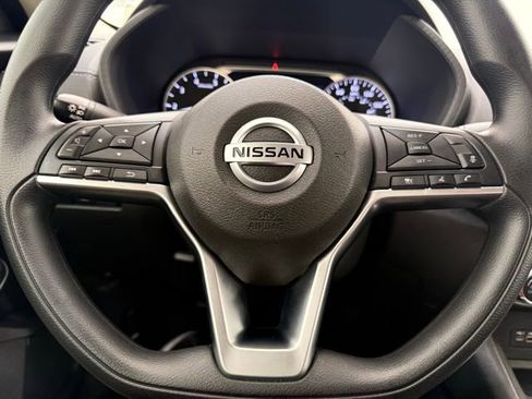 Used 2023 Nissan Sentra SV image 29