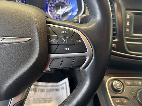 Used 2015 Chrysler 200 Limited w/ Convenience Group image 15