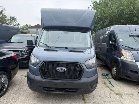Used 2021 Ford Transit 350 DRW RWD image 1