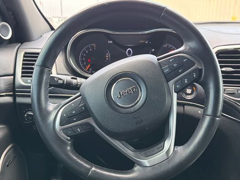 Used 2018 Jeep Grand Cherokee High Altitude AWD/4WD image 14