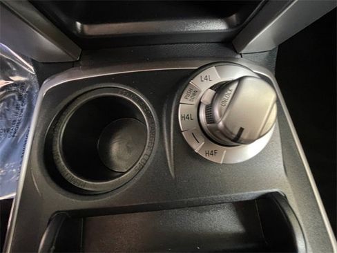 Used 2022 Toyota 4Runner Limited image 23