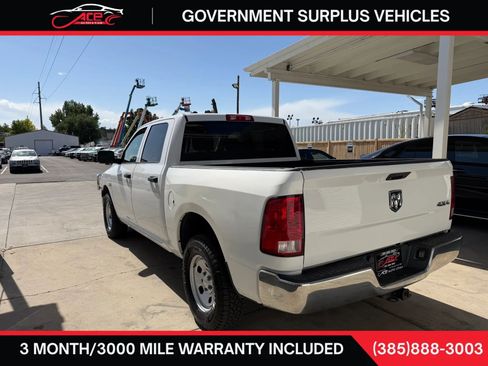 Used 2018 RAM 1500 4x4 Crew Cab w/ Chrome Appearance Group image 7