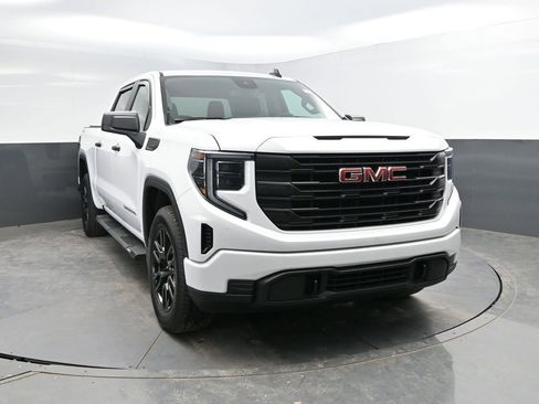 Used 2023 GMC Sierra 1500 Pro w/ Graphite Edition image 4