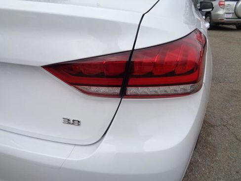 Used 2018 Genesis G80 3.8 image 9