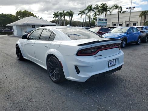 Used 2022 Dodge Charger Scat Pack image 4