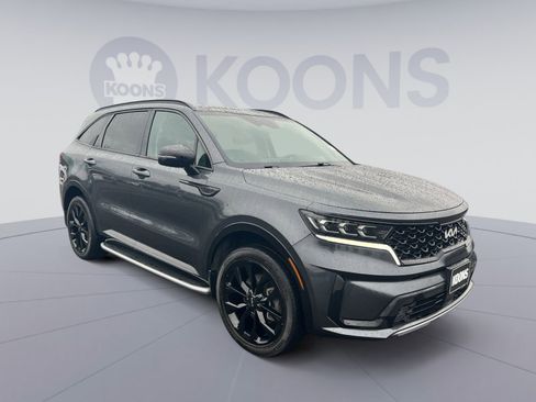 Used 2022 Kia Sorento SX image 10
