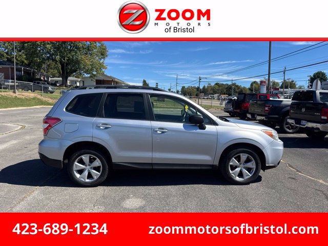 Used 2015 Subaru Forester 2.5i w/ Alloy Wheel Package AWD/4WD image 1