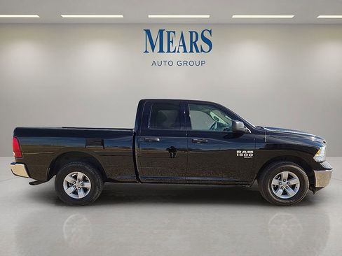 Used 2024 RAM 1500 Classic SLT image 6