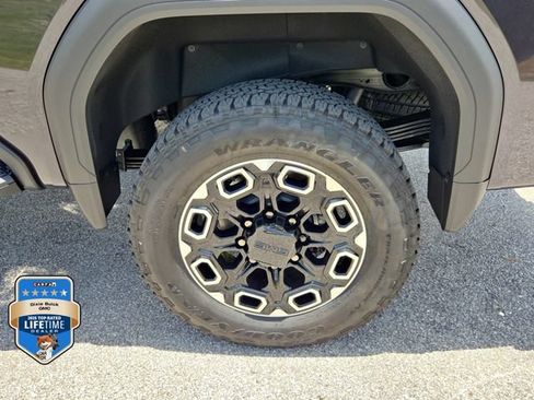 New 2026 GMC Sierra 2500 SLT AWD/4WD image 7