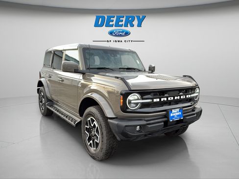 Certified 2025 Ford Bronco Outer Banks AWD/4WD image 12