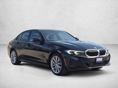 Used 2023 BMW 330i xDrive Sedan w/ Premium Package AWD/4WD image 3