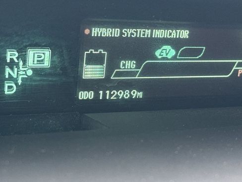 Used 2015 Toyota Prius Three image 39