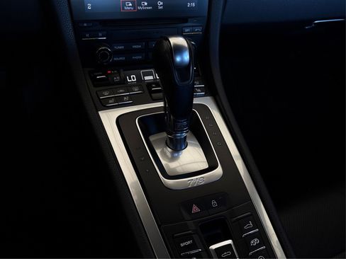 Used 2021 Porsche 718 Boxster image 23