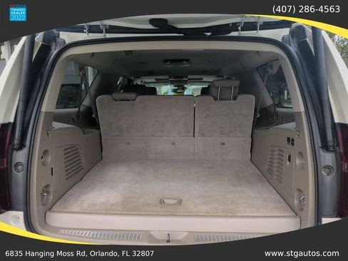 Used 2015 Chevrolet Suburban LTZ RWD image 35