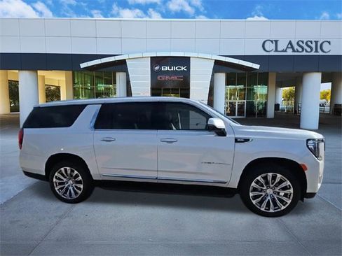 Used 2023 GMC Yukon XL Denali w/ Max Trailering Package image 9