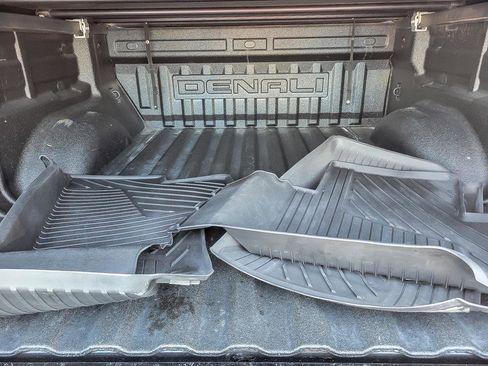 Certified 2022 GMC Canyon Denali w/ Denali Black Edition Package image 24