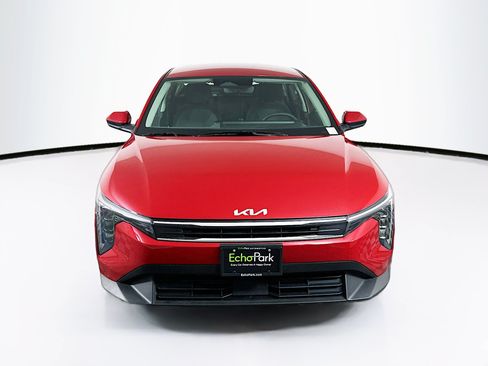 Used 2025 Kia K4 FWD image 2