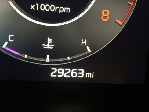 Used 2023 Kia Sorento SX image 13