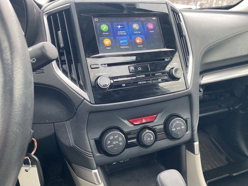 Used 2020 Subaru Forester Premium image 12