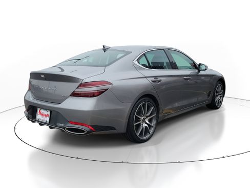 Used 2025 Genesis G70 2.5T AWD/4WD image 4