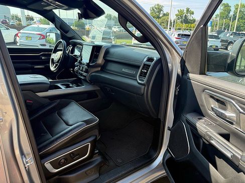 Used 2024 RAM 1500 Laramie RWD image 22