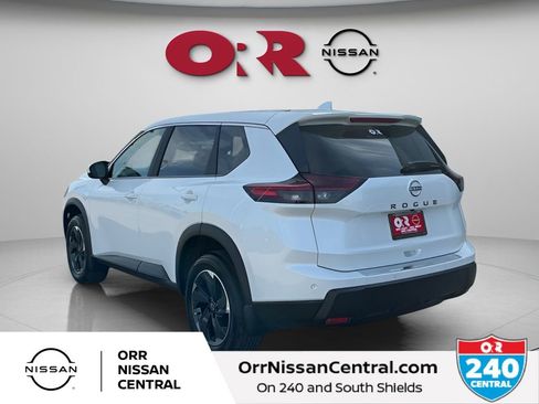 New 2026 Nissan Rogue SV w/ Cold Weather Package FWD image 7