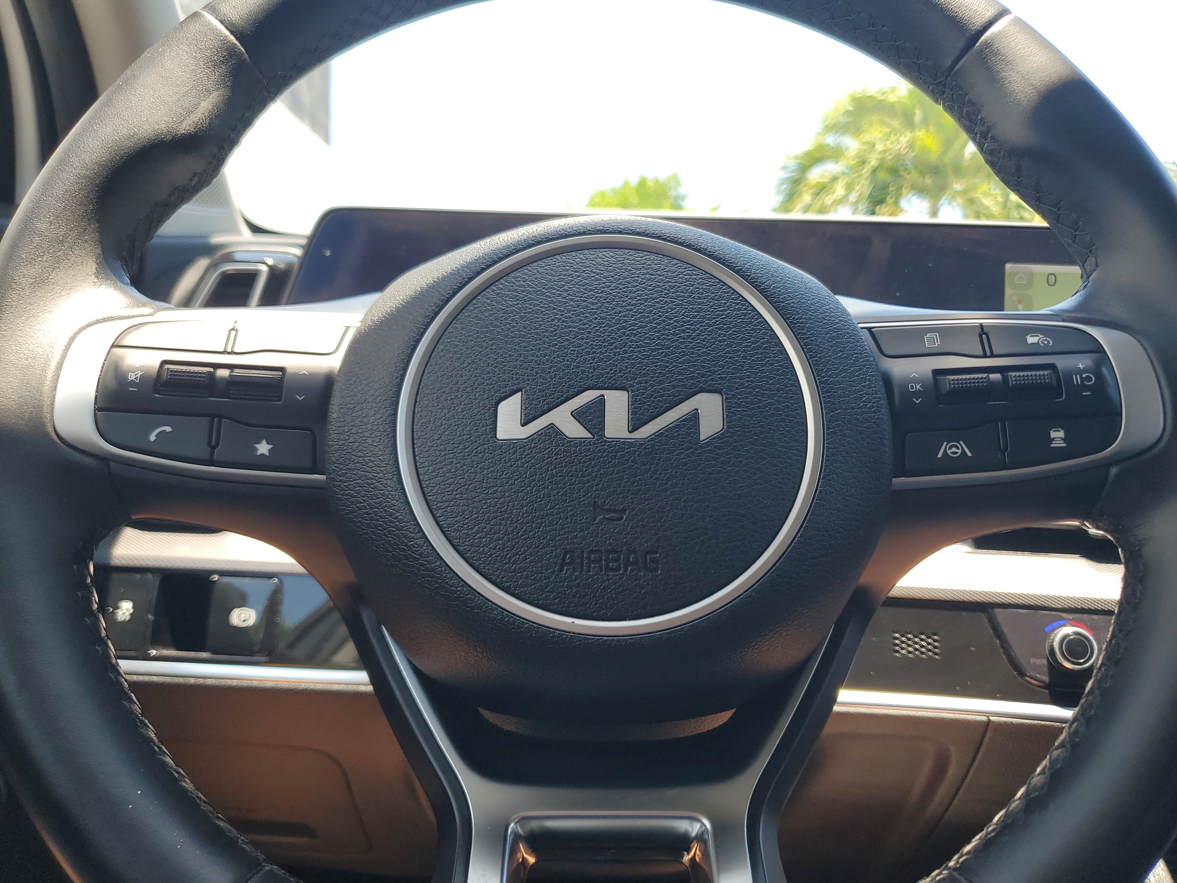 Used 2023 Kia Sportage SX FWD image 24