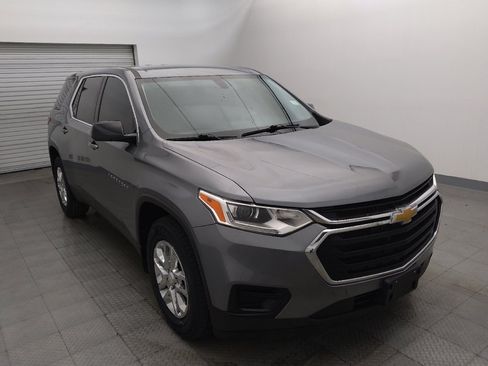 Used 2020 Chevrolet Traverse LS FWD image 13
