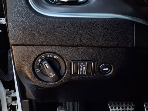 Used 2021 Dodge Charger GT w/ Blacktop Package image 15