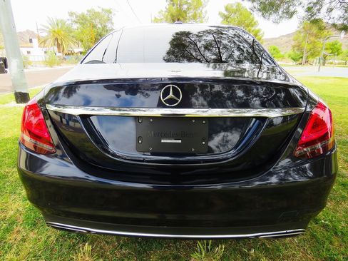 Used 2019 Mercedes-Benz C 300 Sedan w/ Premium Package image 6