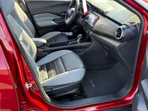Certified 2023 Nissan Kicks SR w/ SR Premium Package FWD image 24