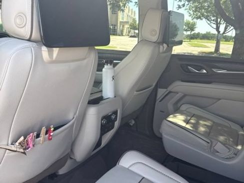 Used 2023 GMC Yukon XL Denali w/ Denali Reserve Package AWD/4WD image 7