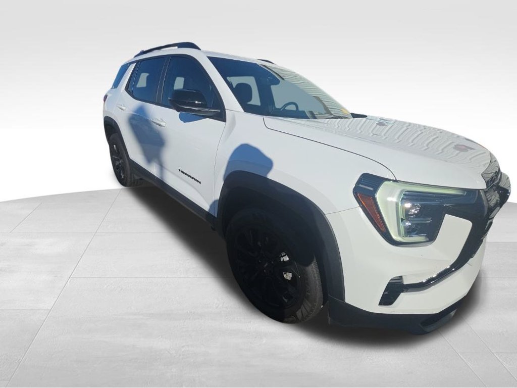 Used 2025 GMC Terrain Elevation w/ Elevation Premium Package AWD/4WD image 8