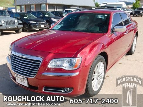 Used 2014 Chrysler 300 C AWD/4WD image 1