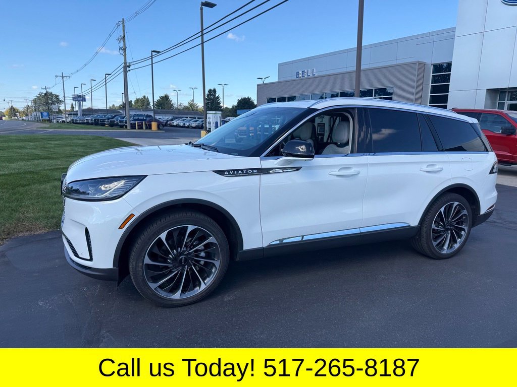 Used 2025 Lincoln Aviator Reserve w/ Equipment Group 201A AWD/4WD image 7