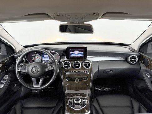 Used 2017 Mercedes-Benz C 300 4MATIC Sedan image 53