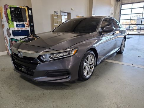 Used 2019 Honda Accord LX image 2