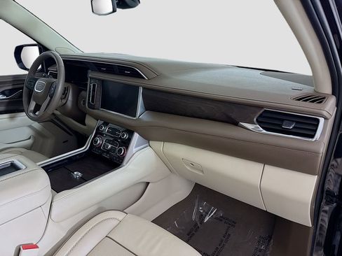 Used 2022 GMC Yukon Denali AWD/4WD image 30