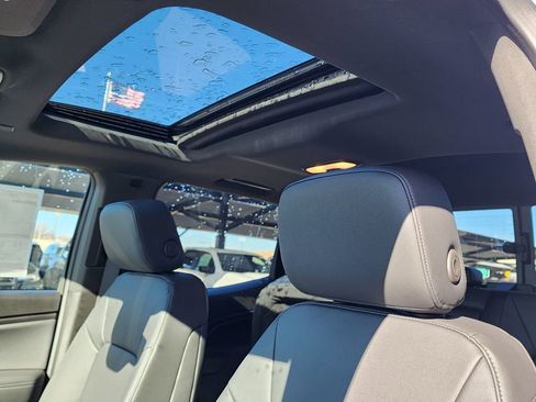 New 2026 GMC Canyon Elevation w/ Convenience Package image 16