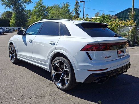 New 2026 Audi RS Q8 performance image 11