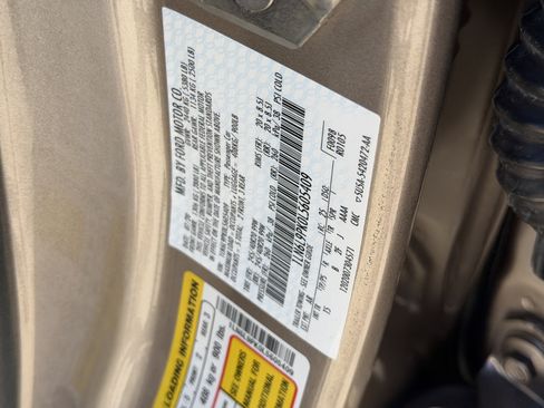 Used 2020 Lincoln Continental w/ Premium Package image 33