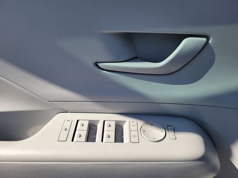 New 2026 Hyundai Kona SEL Sport AWD/4WD image 13