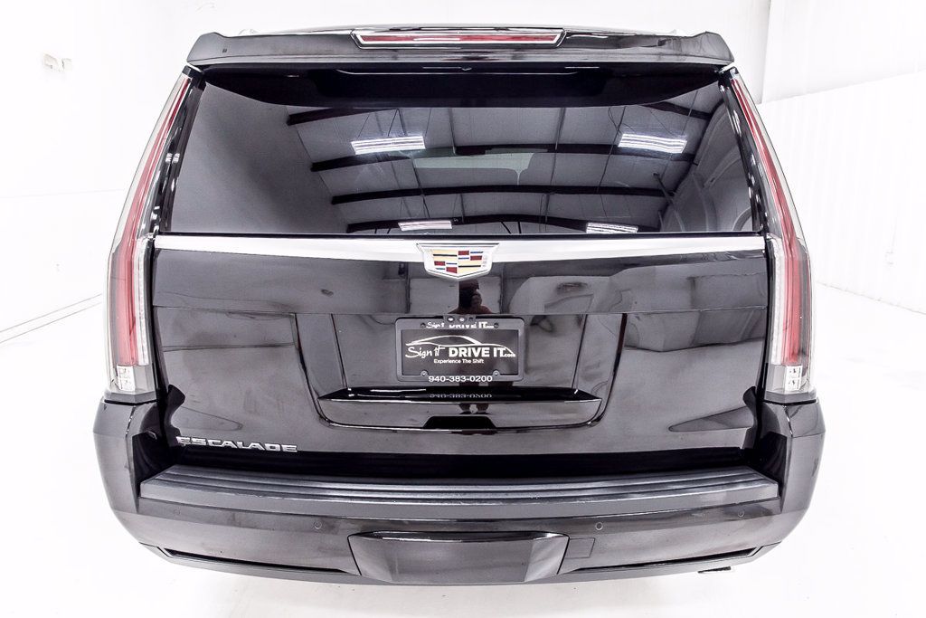 Used 2019 Cadillac Escalade Premium Luxury RWD image 6