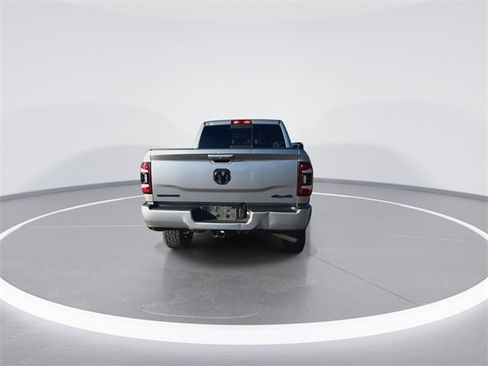 Used 2022 RAM 2500 Big Horn w/ Level C Equiment Group image 9