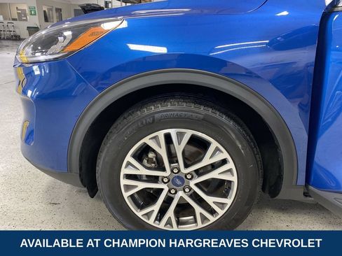 Used 2022 Ford Escape SEL w/ Technology Package AWD/4WD image 41